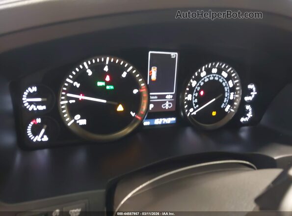 JTJHY7AX0H4233989 2017 LEXUS LX 570 White Vista de los asientos traseros
