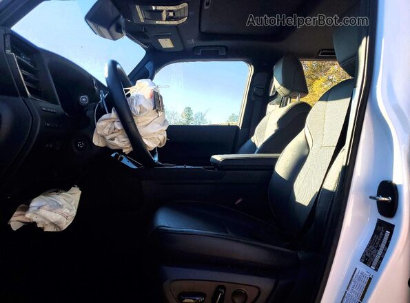 JTJTBCDX0R5011562 2024 LEXUS GX Белый Вид салона спереди