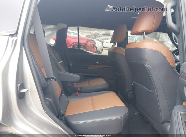 JTJTBCDX5S5048869 2025 LEXUS GX 550 Silver Widok naklejki z numerem VIN
