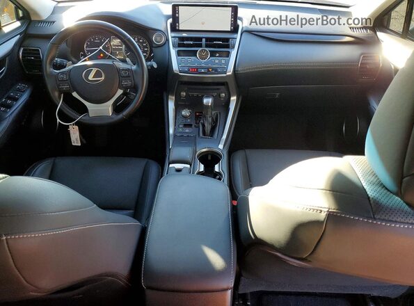 JTJYARBZXJ2097775 2018 LEXUS NX Красный Вид панели приборов