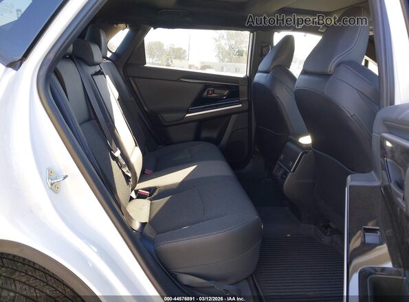 JTMAAAAA0RA040312 2024 TOYOTA LE Белый 