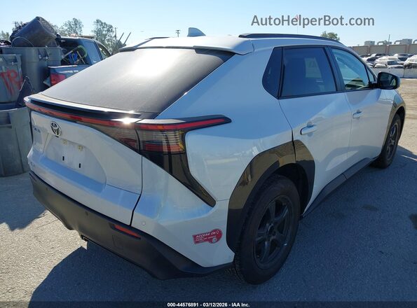 JTMAAAAA0RA040312 2024 TOYOTA LE Белый 