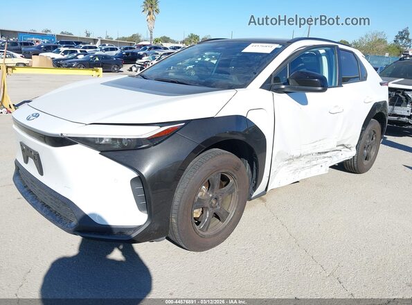 JTMAAAAA0RA040312 2024 TOYOTA LE Белый 