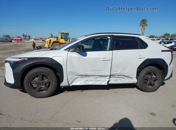 JTMAAAAA0RA040312 2024 TOYOTA LE Белый 