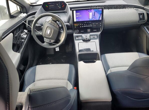 JTMABABA1PA022331 2023 SUBARU SOLTERRA White Vista del salpicadero