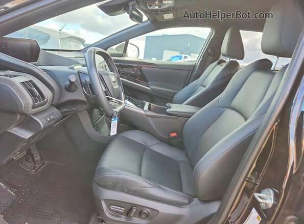 JTMABABA1RA061939 2024 SUBARU SOLTERRA Black წინა სალონის ხედი