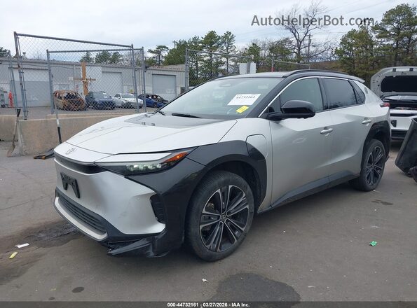 JTMABACA9PA018204 2023 TOYOTA LIMITED Silver Vista tres cuartos delantera izquierda