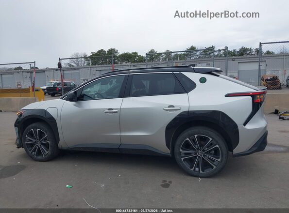 JTMABACA9PA018204 2023 TOYOTA LIMITED Silver Vista interior de 360 grados