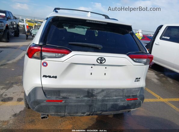 JTMB6RFV1SD581938 2025 TOYOTA LE White 