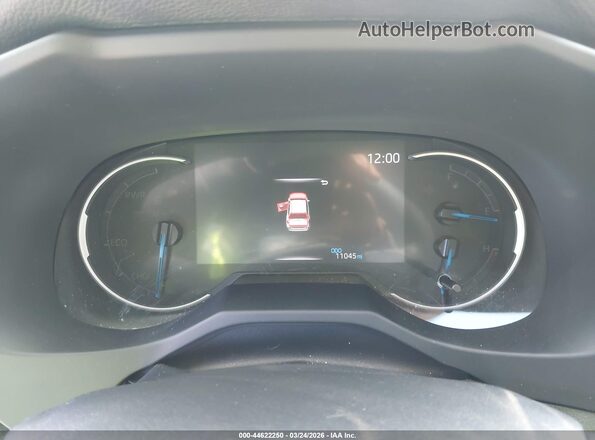 JTMB6RFV3RJ044855 2024 TOYOTA LE Silver 