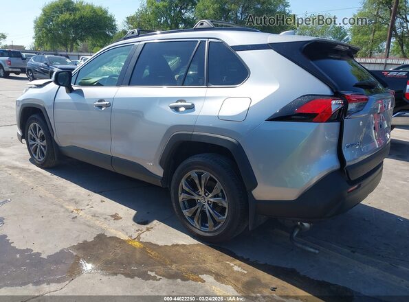JTMB6RFV3RJ044855 2024 TOYOTA LE Silver 