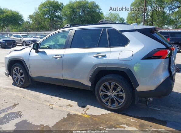 JTMB6RFV3RJ044855 2024 TOYOTA LE Silver 