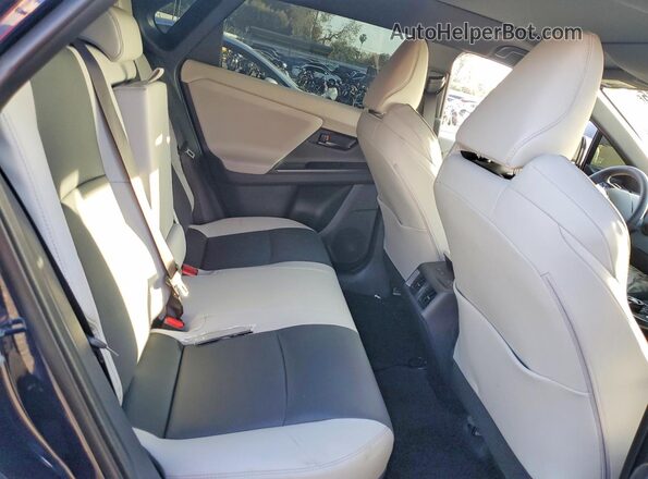 JTMBCAEB4TA000727 2026 TOYOTA LIMITED Purple Вид задньої частини салону