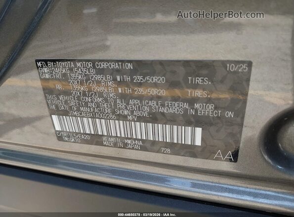 JTMBCAEBXTA002286 2026 TOYOTA LIMITED Gray Vista del compartimento del motor