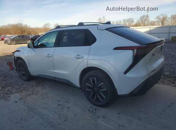 JTMBDAFB8TA000998 2026 TOYOTA LE White Tył lewy