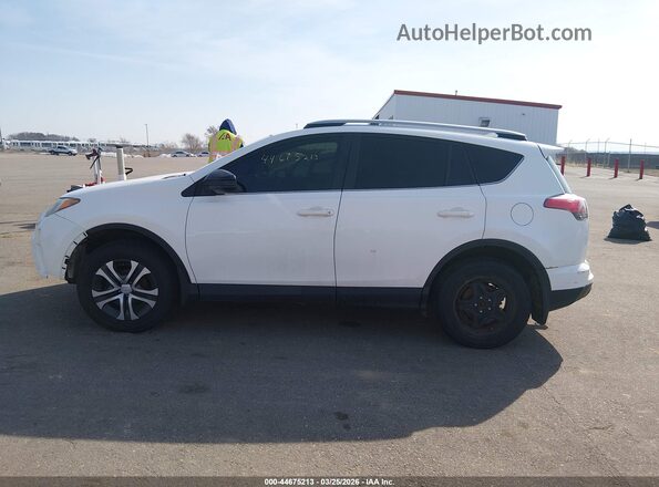 JTMBFREV2HJ108271 2017 TOYOTA LE White Սալոնի հետևի տեսք