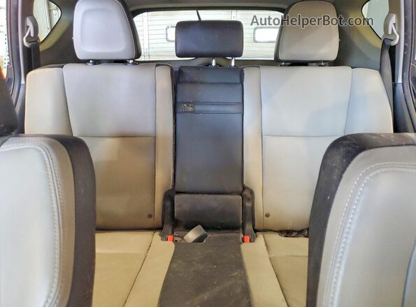 JTMDJREV6HD090847 2017 TOYOTA LIMITED Blue Widok tylnych siedzeń