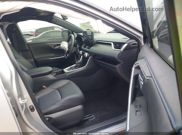 JTME6RFV6PJ033116 2023 TOYOTA RAV4 HYBRID Silver Սալոնի դիմացի տեսք