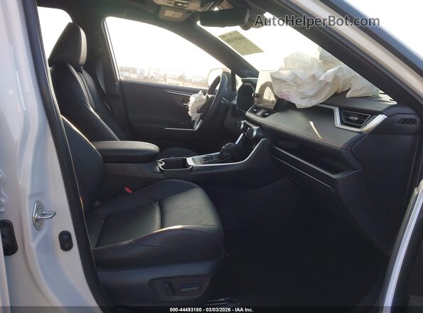 JTMFB3FV9SD276147 2025 TOYOTA RAV4 PLUG-IN HYBRID White Вид салону спереду