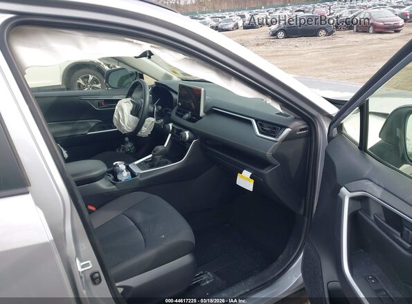 JTMMWRFV2SD354539 2025 TOYOTA LE Gray Սալոնի դիմացի տեսք