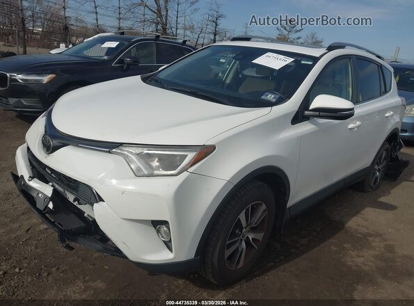 JTMRFREV4HJ117617 2017 TOYOTA LE White 