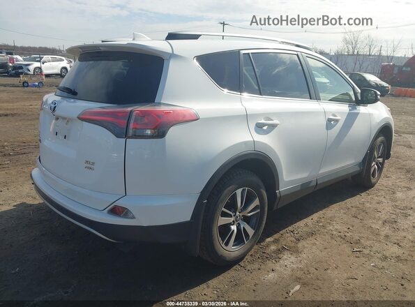 JTMRFREV4HJ117617 2017 TOYOTA LE White 