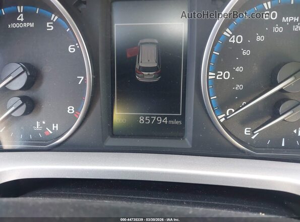 JTMRFREV4HJ117617 2017 TOYOTA LE White 
