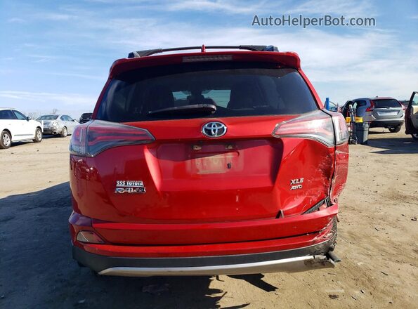JTMRFREV6HJ132023 2017 TOYOTA LE Red Widok z tyłu