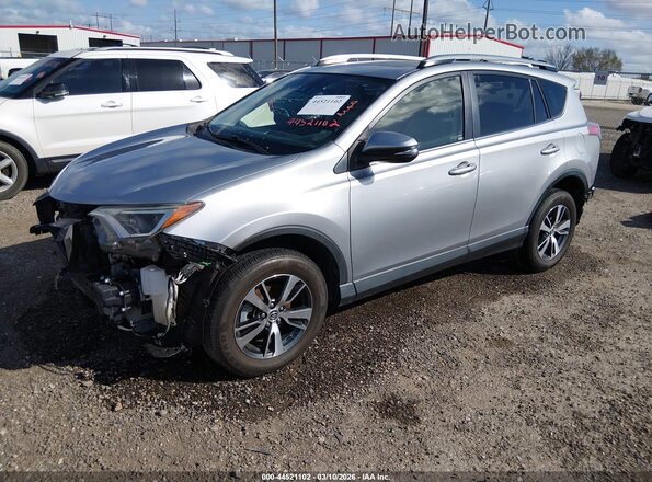 JTMWFREVXJD125678 2018 TOYOTA LE Silver Przód lewy
