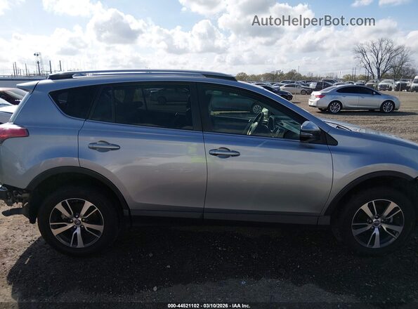 JTMWFREVXJD125678 2018 TOYOTA LE Silver Widok wnętrza 360 stopni