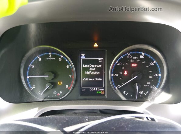 JTMWFREVXJD125678 2018 TOYOTA LE Silver Widok tylnych siedzeń