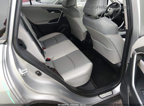 JTMY1RFV8KD018538 2019 TOYOTA LIMITED Silver Vista de la etiqueta del VIN