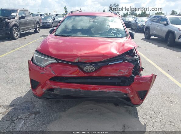 JTMZFREVXHJ120327 2017 TOYOTA LE Red Widok z przodu