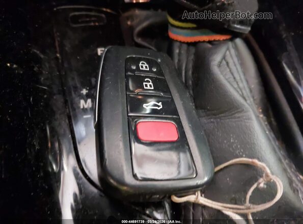 JTNKHMBX2L1085534 2020 TOYOTA LIMITED White Dashboard view