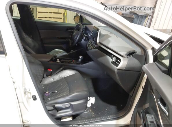 JTNKHMBX2L1085534 2020 TOYOTA LIMITED White Front interior view