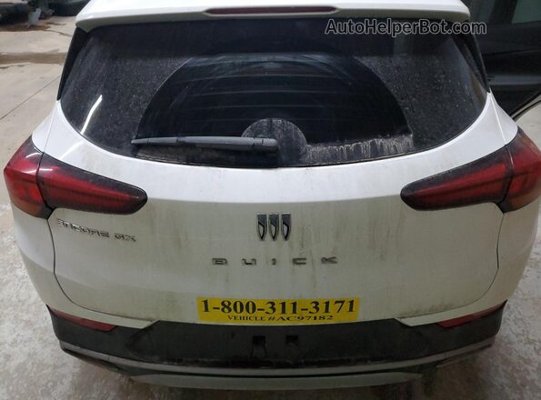 KL4AMBS25RB182356 2024 BUICK ENCORE White Widok wnętrza 360 stopni