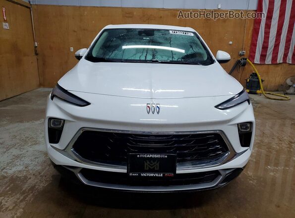 KL4AMBS25RB182356 2024 BUICK ENCORE White Widok z przodu