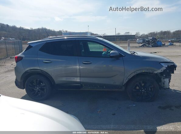 KL4AMDSL2SB048706 2025 BUICK ENCORE Gray Vista interior trasera