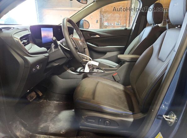 KL4AMESL0TB064409 2026 BUICK ENCORE Blue Widok wnętrza z przodu