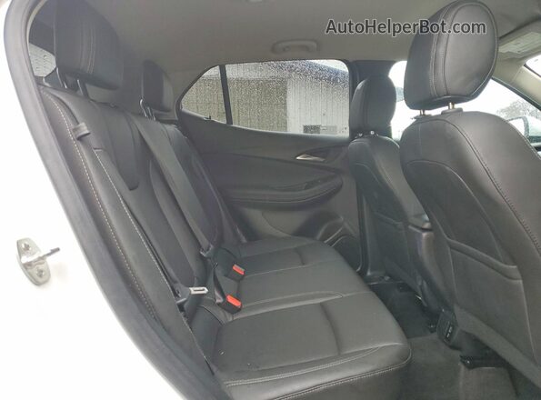 KL4AMESL5RB164000 2024 BUICK ENCORE White Вид задньої частини салону