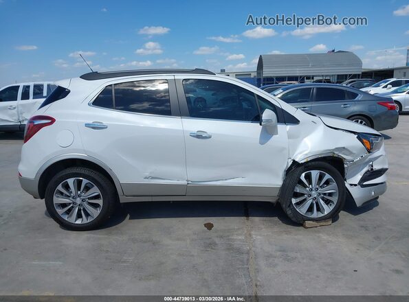 KL4CJASB9JB710366 2018 BUICK ENCORE White Vista interior trasera