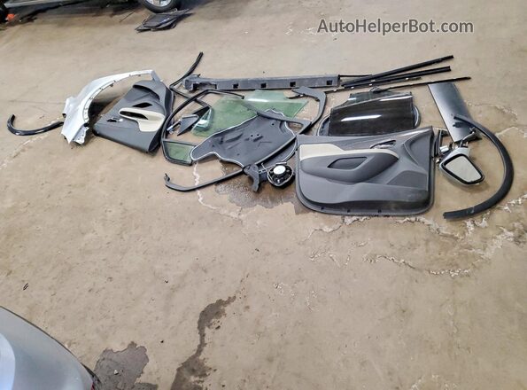 KL4CJASB9KB772898 2019 BUICK ENCORE Silver 
