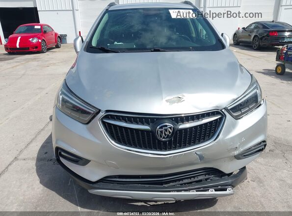 KL4CJCSB9LB035195 2020 BUICK ENCORE Silver Widok z przodu