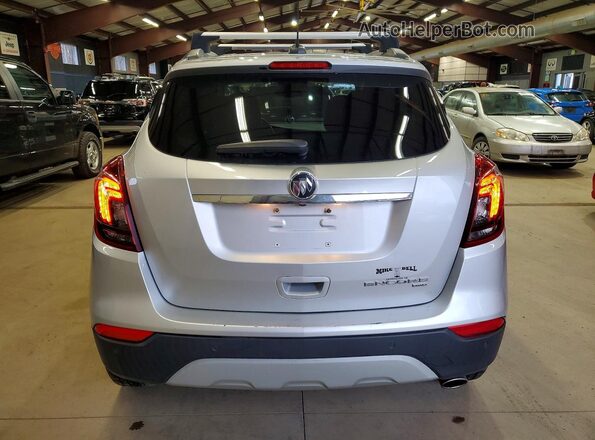 KL4CJESB8MB358456 2021 BUICK ENCORE Silver Հետևի տեսք