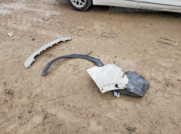KL4MMCSLXPB113946 2023 BUICK ENCORE White Widok naklejki z numerem VIN