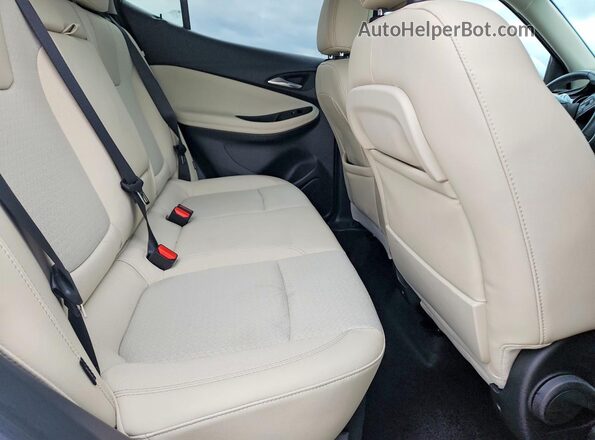 KL4MMDS2XNB139487 2022 BUICK ENCORE Белый Вид задней части салона