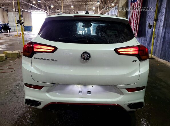 KL4MMDSL3PB015024 2023 BUICK ENCORE White Вид ззаду