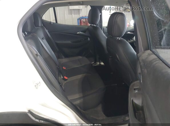 KL4MMESL4NB143887 2022 BUICK ENCORE White VIN կոդի պիտակի տեսք