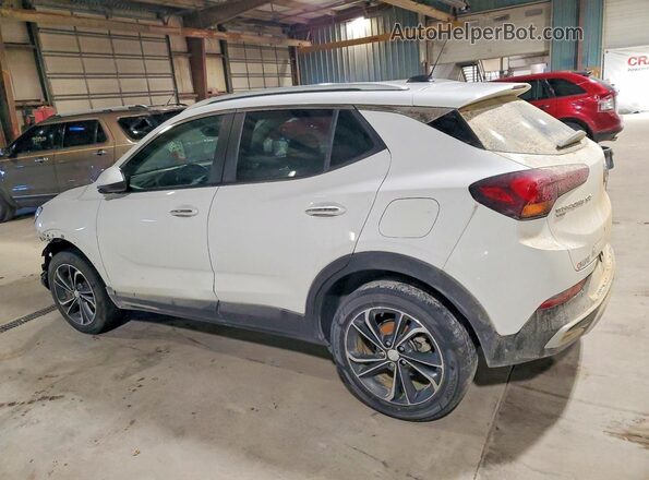 KL4MMESL8MB170105 2021 BUICK ENCORE White Trasero izquierdo
