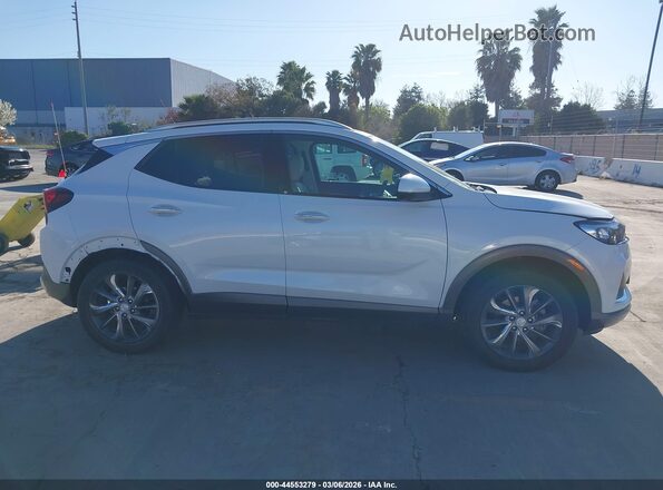 KL4MMFSL0NB070765 2022 BUICK ENCORE White Панорамний вид салону 360°